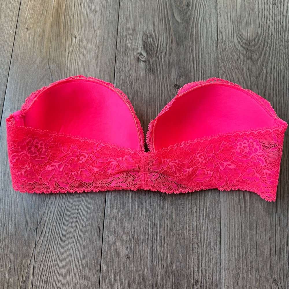 Victoria’s Secret Strapless Push-Up Bra 34C Hot Pink Lace w/ Swarovski Crystals - Picture 5 of 8
